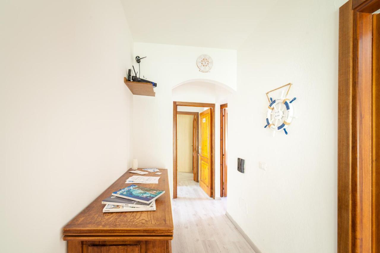 Brezza B&B Golfo Aranci Dış mekan fotoğraf