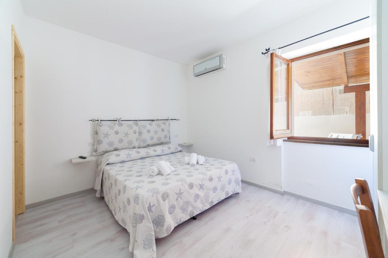 Brezza B&B Golfo Aranci Dış mekan fotoğraf